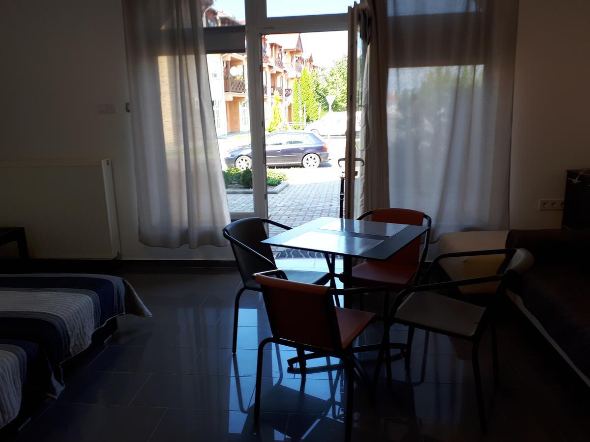 Kertvarosi Apartman II Tiszaújváros Dış mekan fotoğraf
