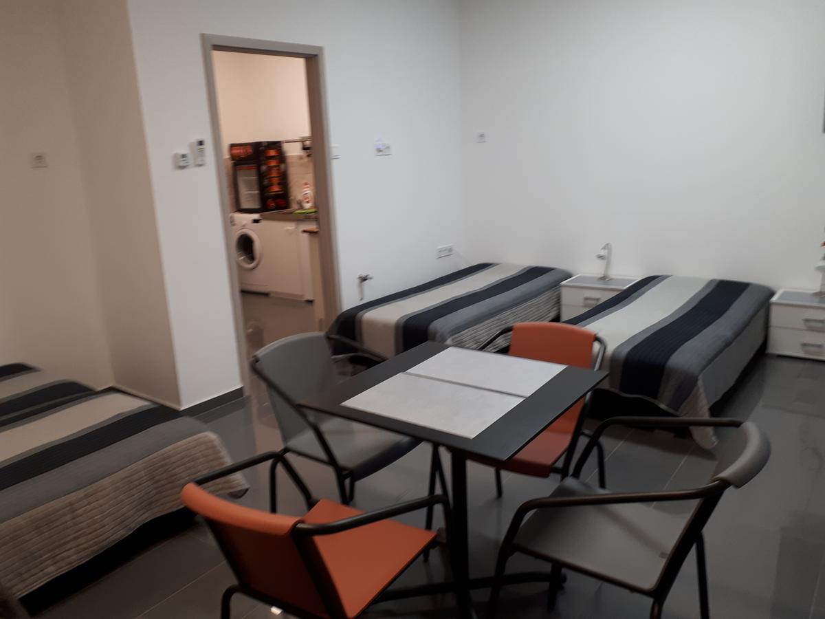 Kertvarosi Apartman II Tiszaújváros Dış mekan fotoğraf