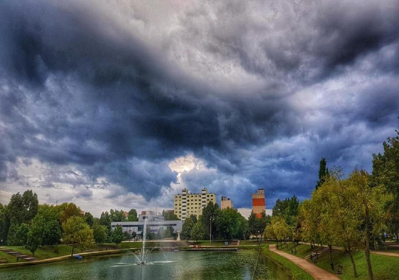 Kertvarosi Apartman II Tiszaújváros Dış mekan fotoğraf